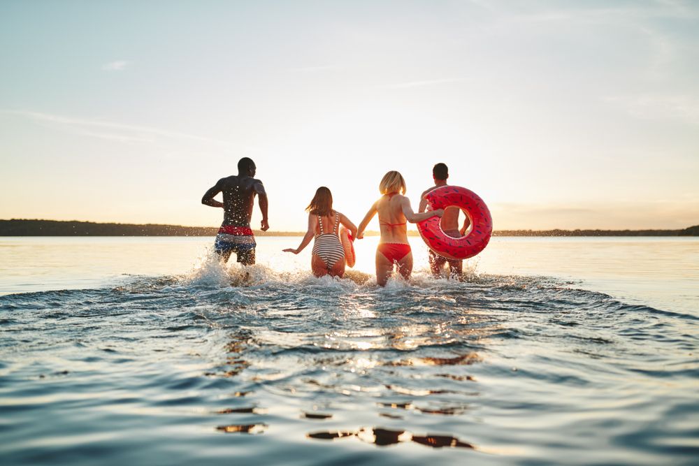 Dive into Wellness: The Comprehensive Benefits of Swimming - Davidrivero
